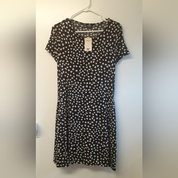 NWT black flowy George brand dress - size large - Picture 1 of 6